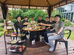 26年7月人力资源部聚餐团建